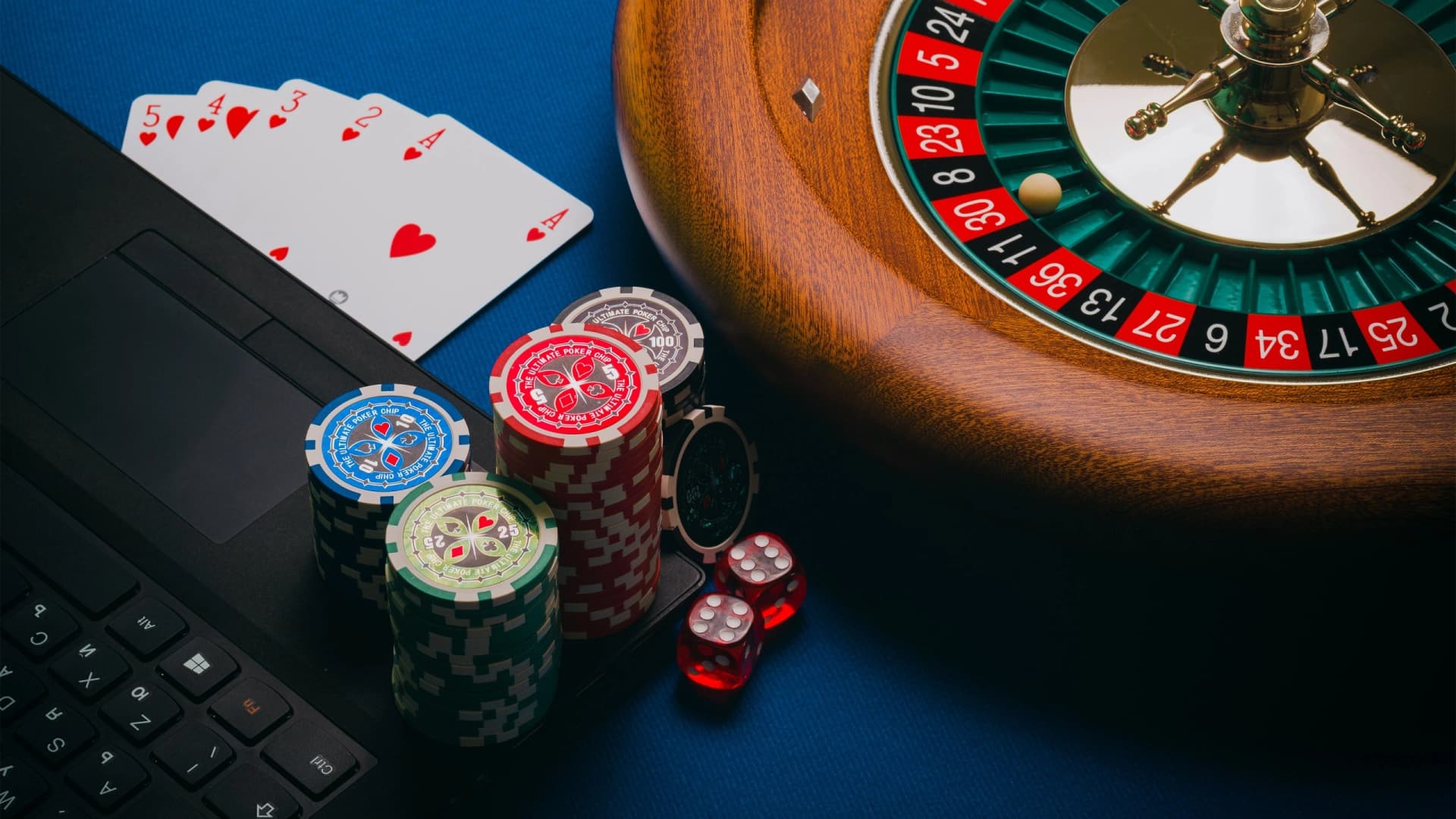 Online-Casinos vs. landbasierte Casinos: Welches ist die bessere Wahl?