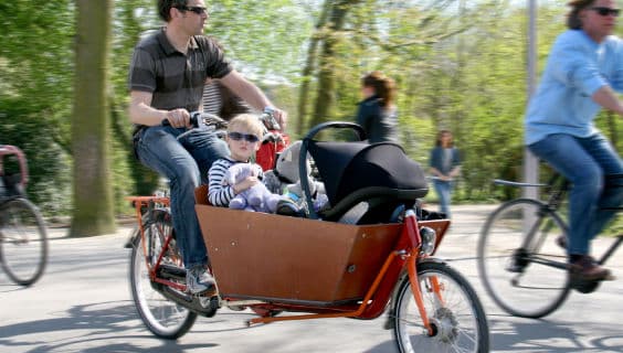 Aktiv und vernetzt: Lastenräder verbessern den kinderfreundlichen Pendelverkehr
