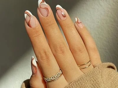 Umsichtige Schritte, um die attraktivsten Nageldesigns zu haben