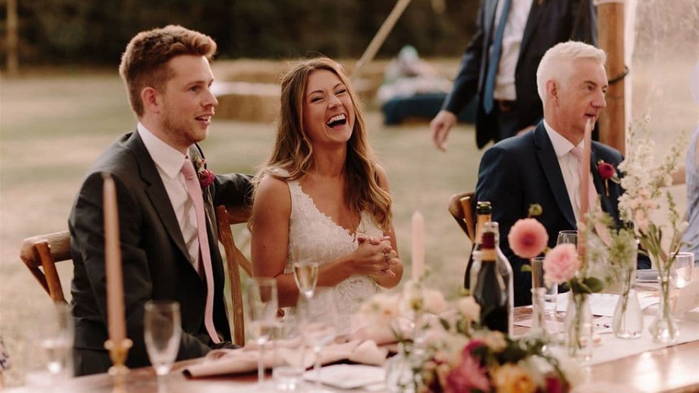 Lustige Sprüche zur Hochzeit: Humorvolle Highlights für den großen Tag