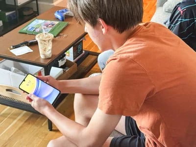Besitz & Kontrolle neu gedacht – FreeLock schafft sichere Smartphone-Zonen an Schulen
