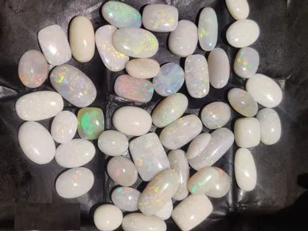 Die spirituelle Bedeutung des Opal-Edelsteins in verschiedenen Kulturen
