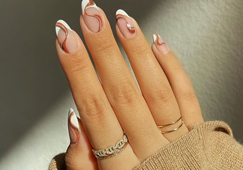Umsichtige Schritte, um die attraktivsten Nageldesigns zu haben