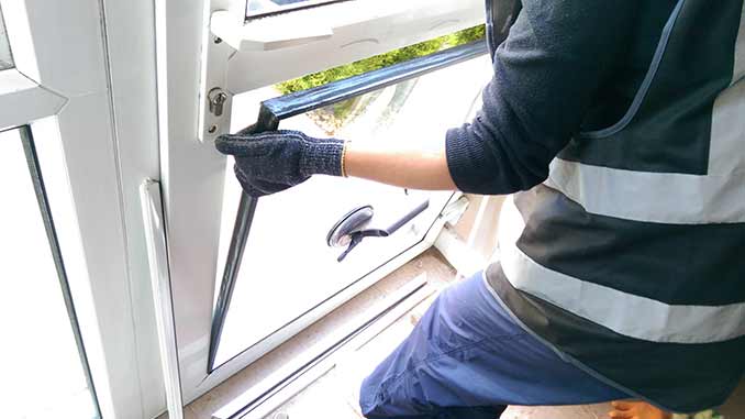 Ersatzfenster und Doppelverglasung im Haus