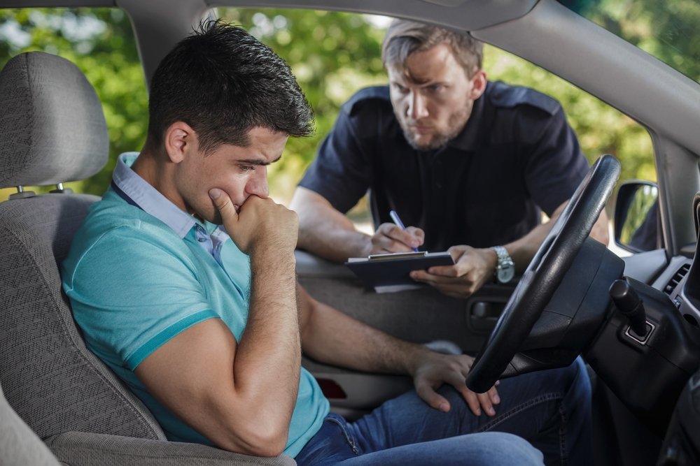 Hinter dem Lenkrad: Beherrschen Sie die Kunst des Fahrens für Ihren Führerschein