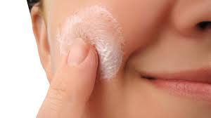 Antioxidant-Booster-Serum: Was ist es und wie wirkt es auf die Haut?