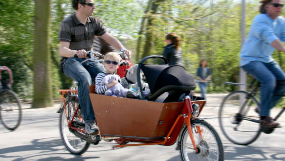 Aktiv und vernetzt: Lastenräder verbessern den kinderfreundlichen Pendelverkehr