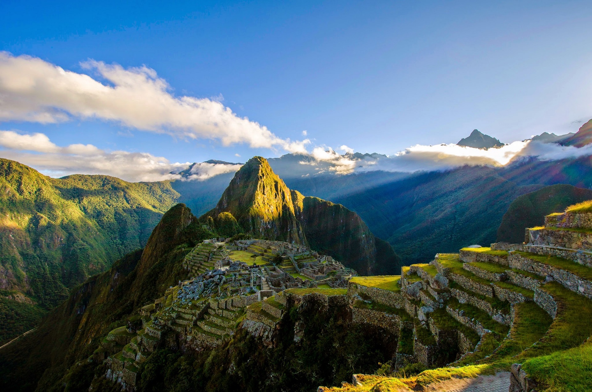 Aufbruch zu einem epischen Abenteuer: Aufstieg über die Anden nach Machu Picchu
