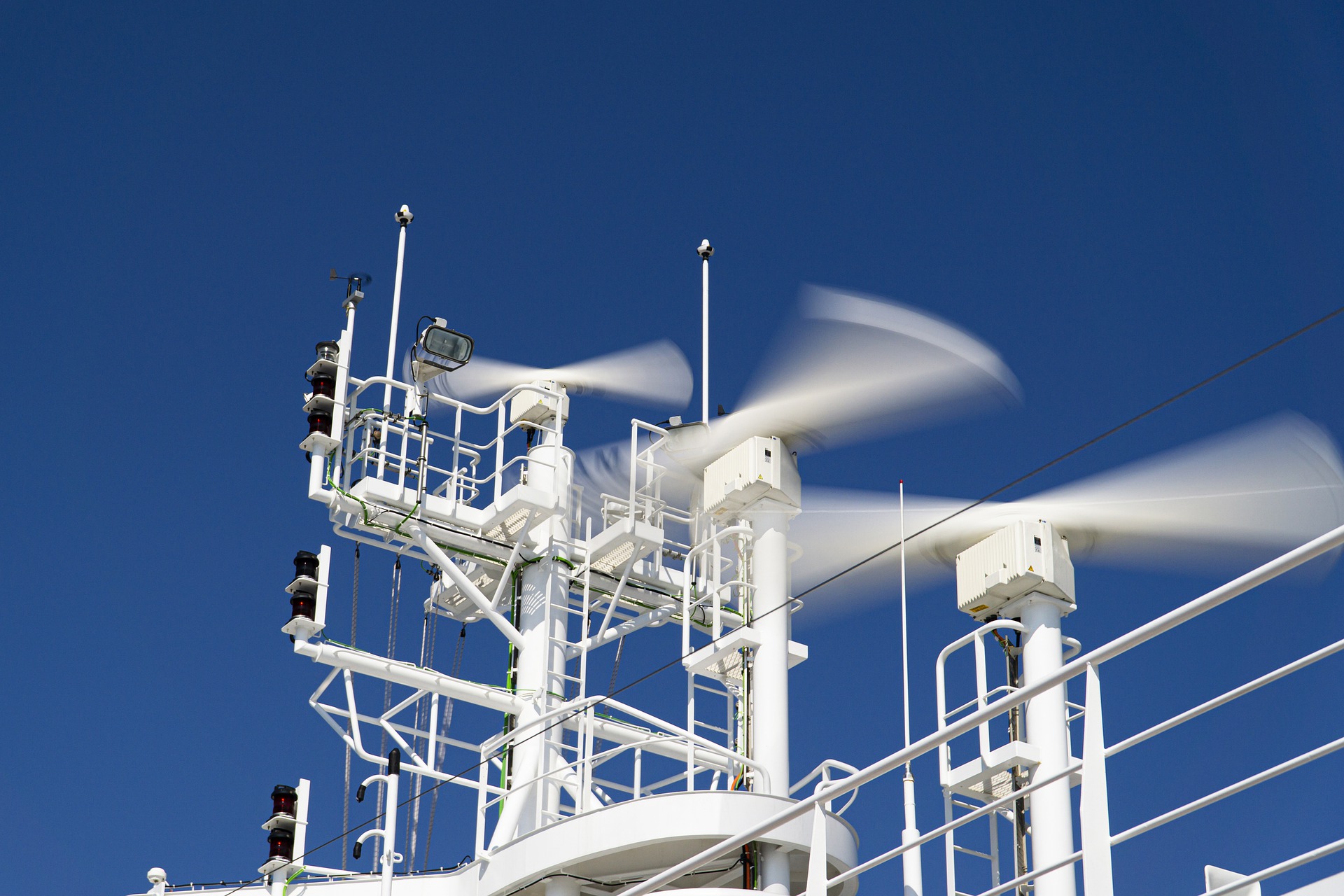 Schiffsverfolgung: Echtzeit-Tracking für die moderne Schifffahrt
