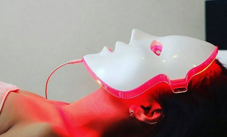 LED-light-face-mask