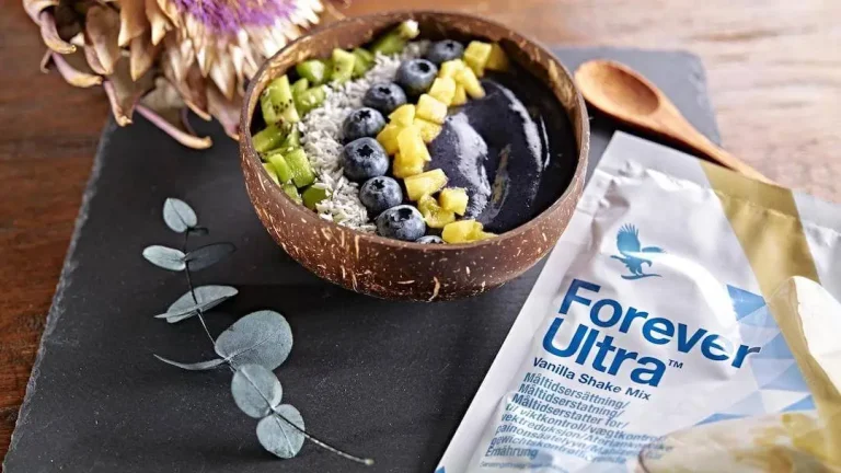 Forever-Lite-Ultra-vanilija-i-obrok-na-stolu